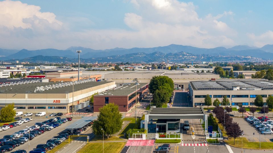 ABB invests $200 million in manufacturing