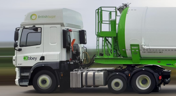 Abbey Logistics and British Sugar pioneer low-emission tractor unit for bulk transport