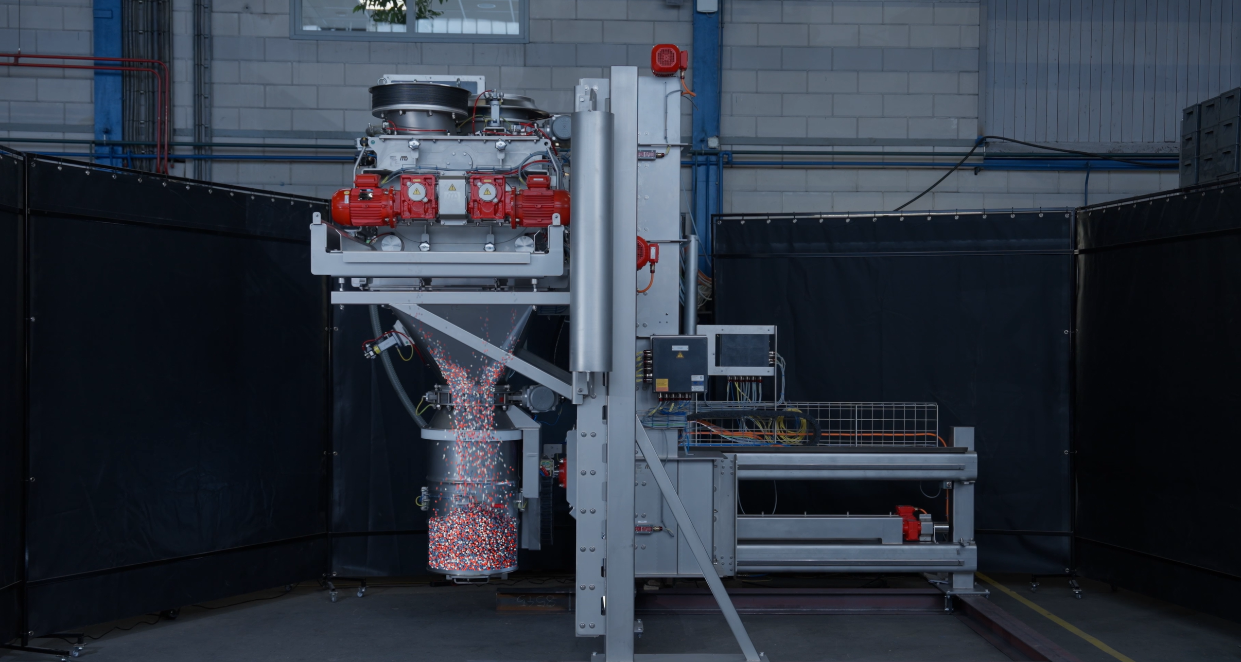 Dinnissen Introduces Space-Saving Pegasus Moving Mixer for Food and Chemical Sectors