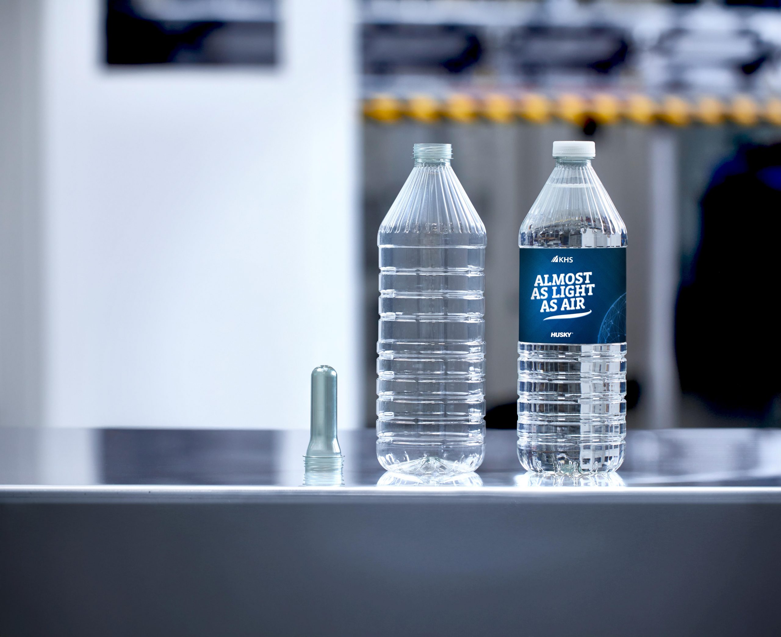 Lightweighting standard with PET bottle onnovation