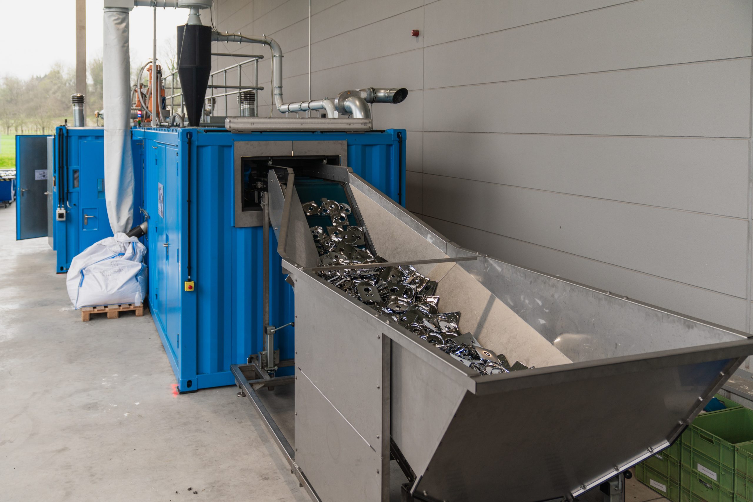 Electrohydraulic fragmentation enables recycling milestone