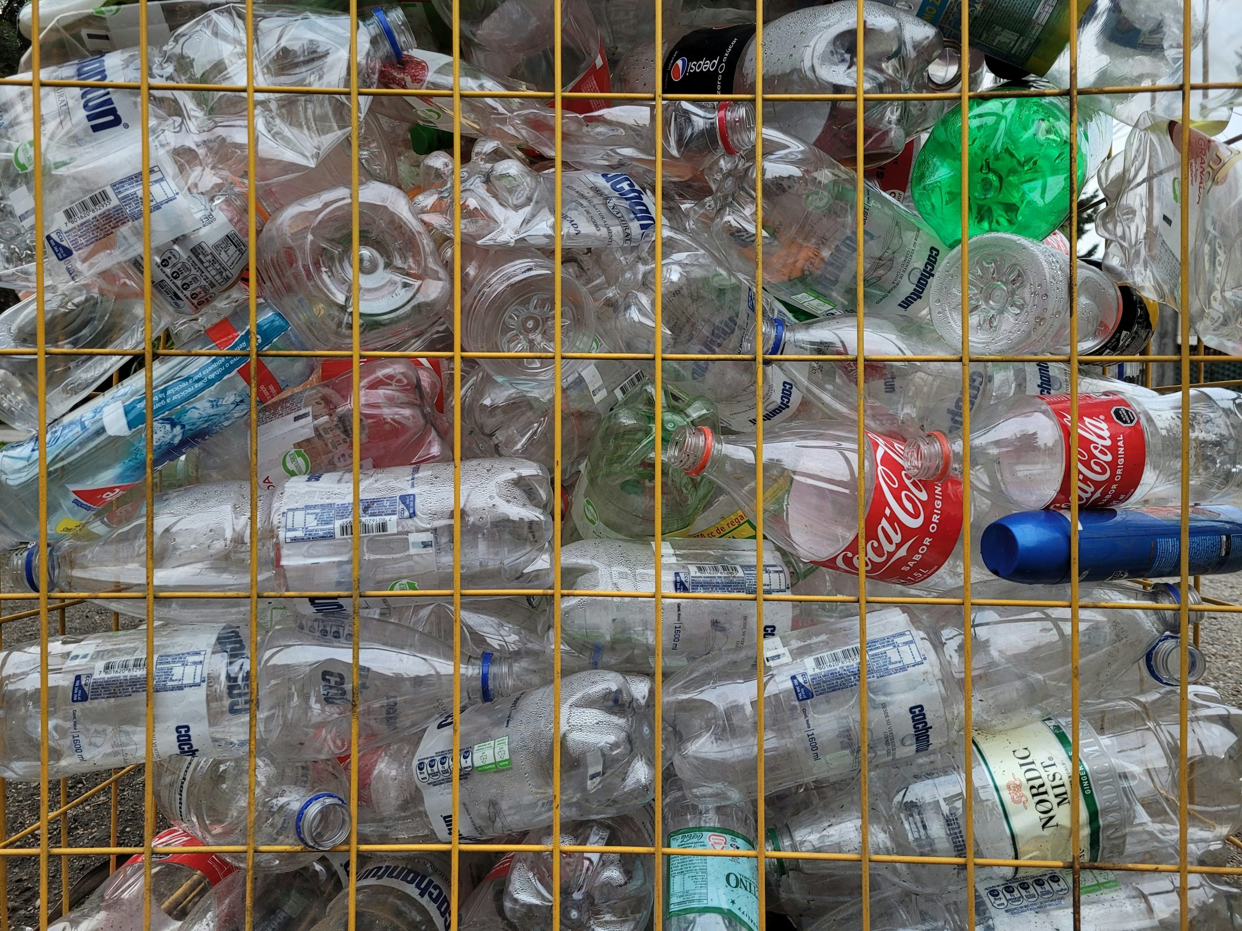 UK to open largest plastic recycling plant